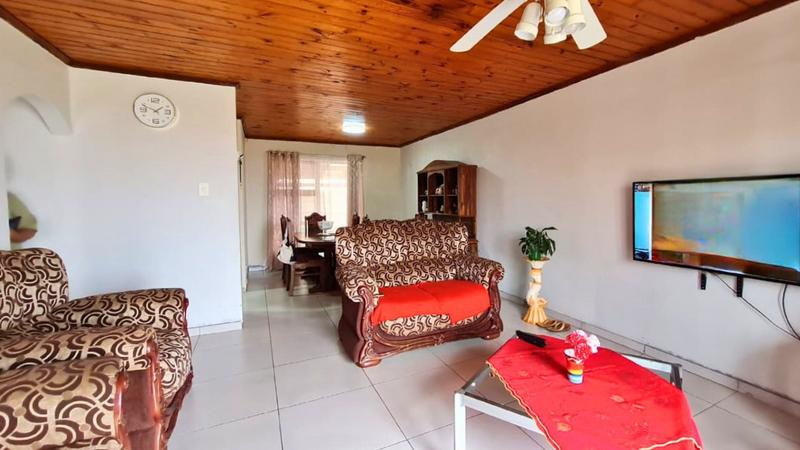 6 Bedroom Property for Sale in Mossel Bay Ext 26 Western Cape